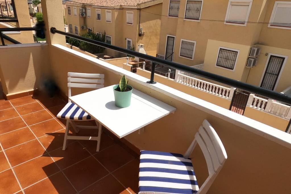 אליקאנטה Close To Beaches & Golf Courses - With Pool & Bbq מראה חיצוני תמונה