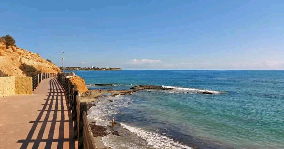 אליקאנטה Close To Beaches & Golf Courses - With Pool & Bbq מראה חיצוני תמונה